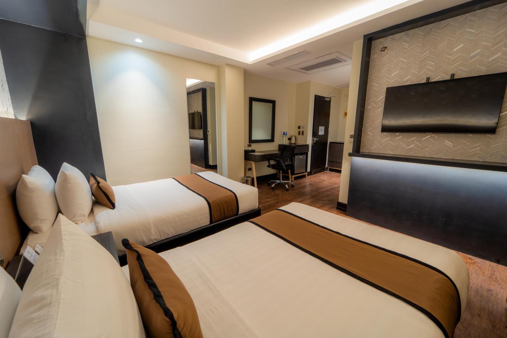Metrocentre Hotel Tagbilaran City Exterior photo