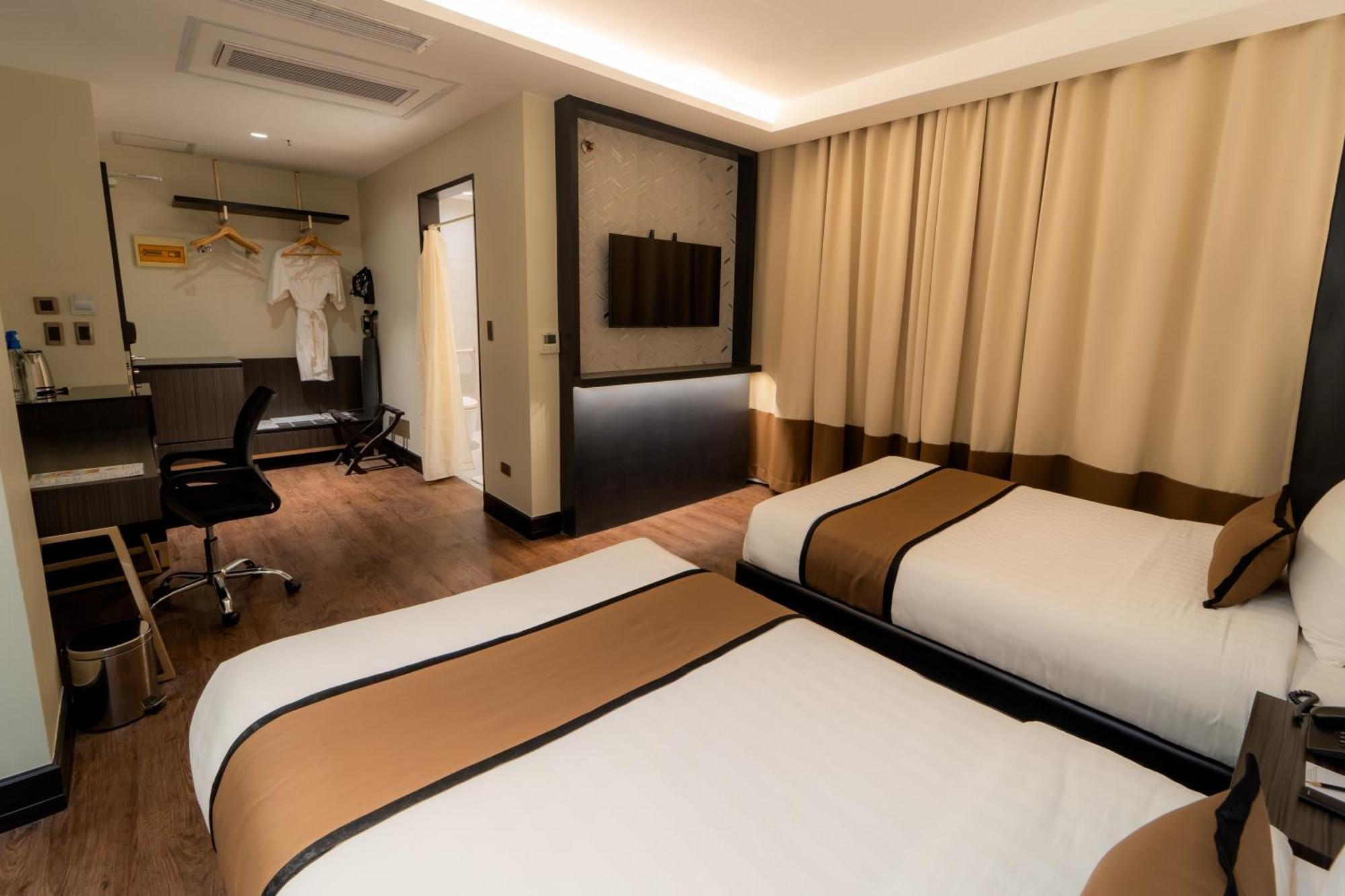 Metrocentre Hotel Tagbilaran City Exterior photo