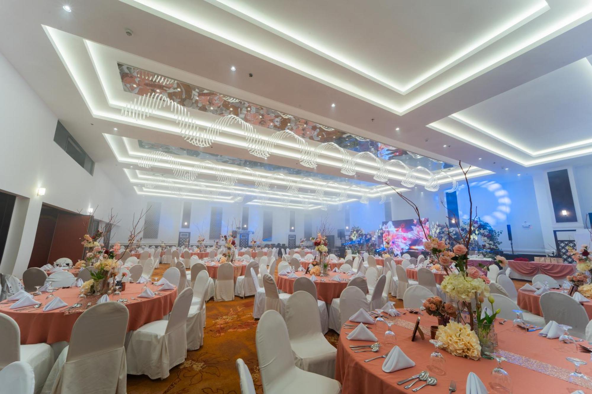 Metrocentre Hotel Tagbilaran City Exterior photo